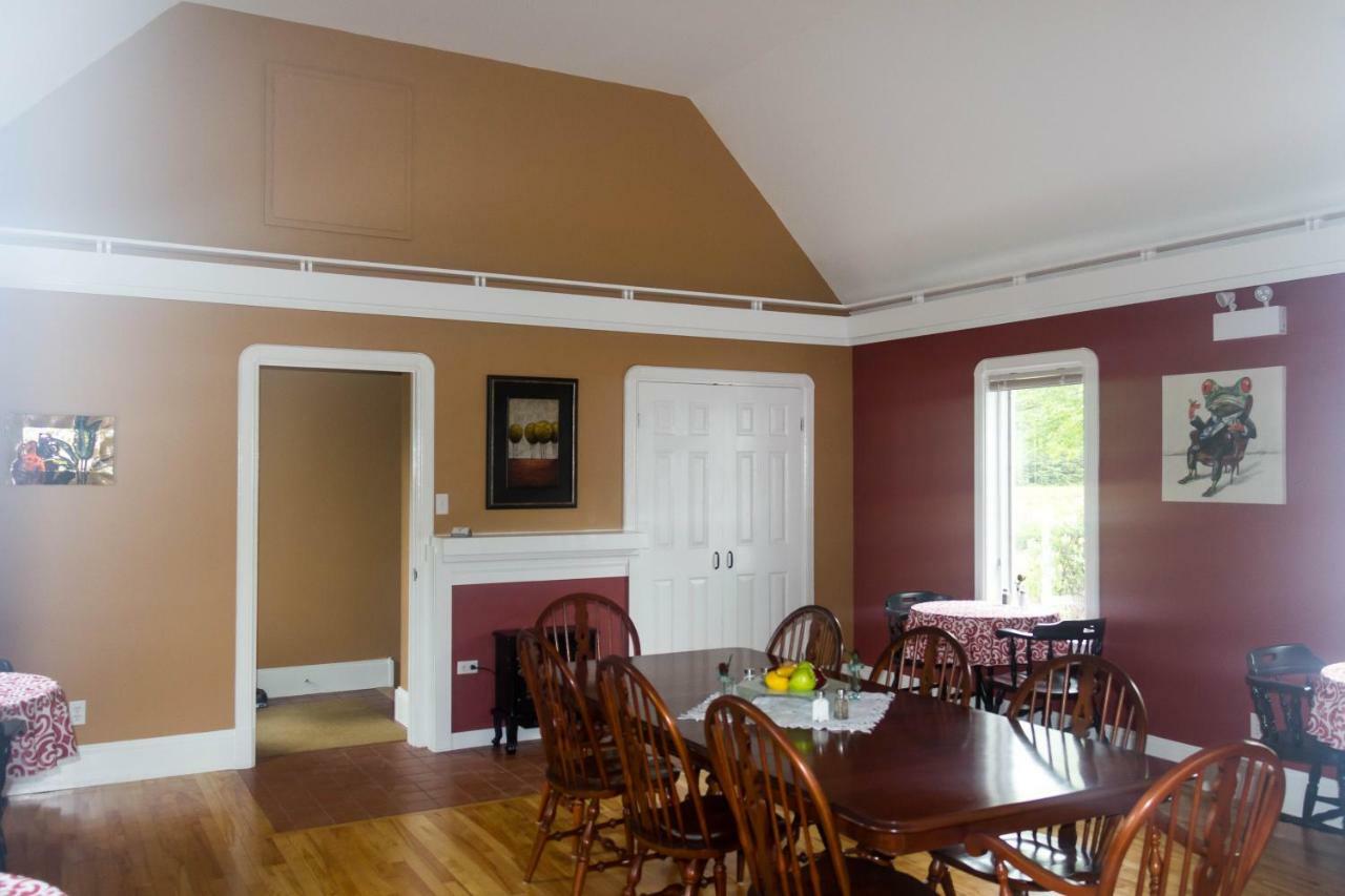 Fox Point Inn Parrsboro Extérieur photo